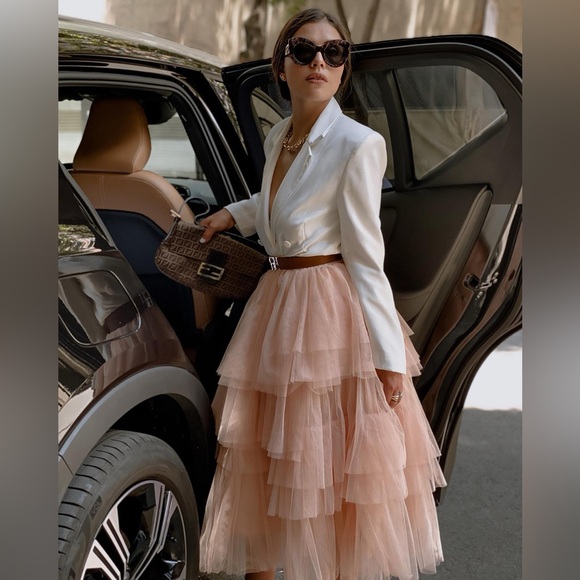 Chicwish Dresses & Skirts - Chicwish Nude Pink Layered Tulle Skirt